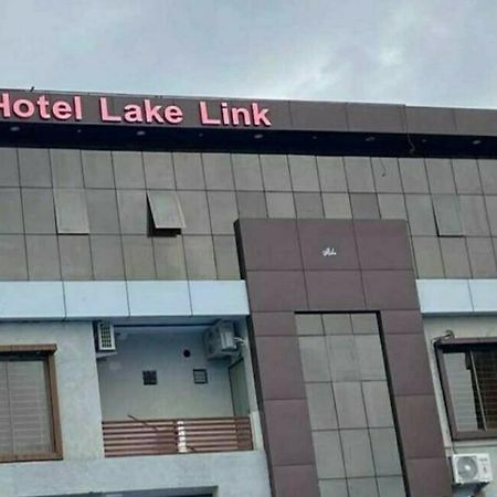 Hotel O Lake Link Bhopal Eksteriør billede